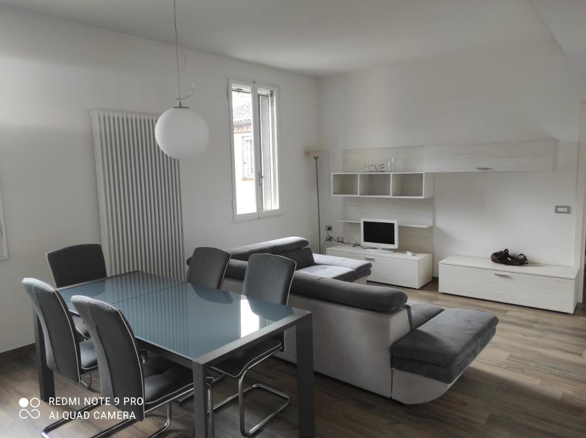 Centro Storico Suites Φεράρα Εξωτερικό φωτογραφία