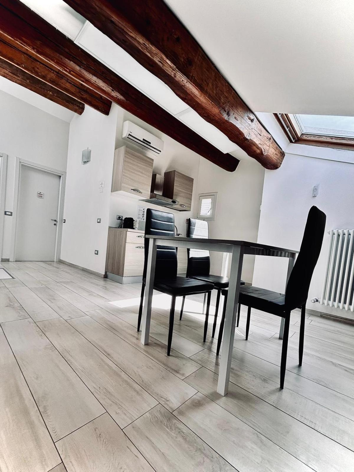 Centro Storico Suites Φεράρα Εξωτερικό φωτογραφία